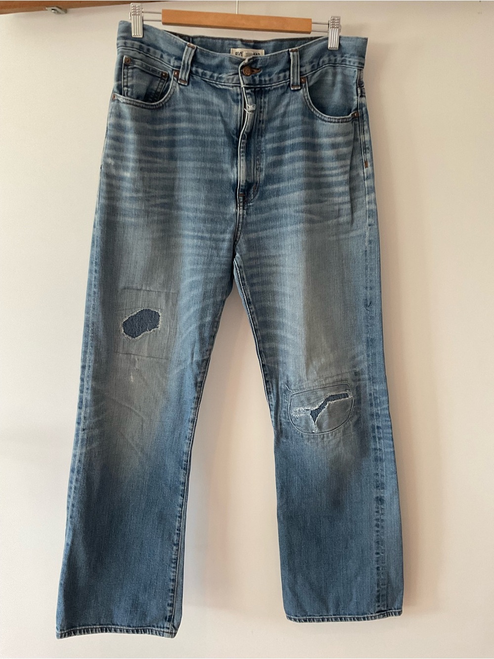 Rivet & Thread Distressed Light Blue Wide-Leg Jeans with Knee Patch size 29